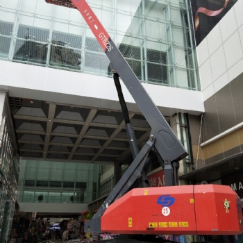 成都出租高空作業(yè)車高空作業(yè)平臺高空車