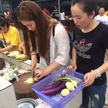 白云區(qū)團建拓展野炊做飯游玩唱歌劃船的農家樂帽峰山生態(tài)園