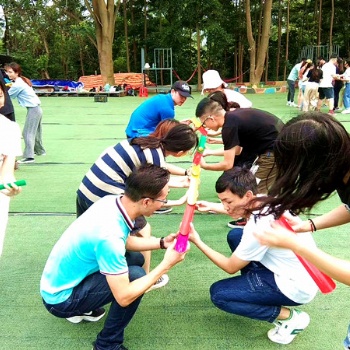 不愧是團建基地一朵花松山湖團建基地秋天又美又好玩