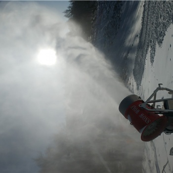 安陽滑雪場充溢雪量造雪設備 人工造雪機廠家造雪周期