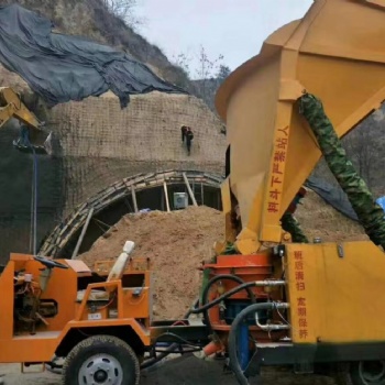 混凝土噴漿車哪家好，找弘建機械