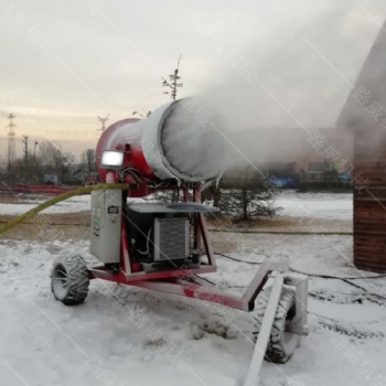 可旋轉(zhuǎn)多角度噴雪造雪機 全自動滑雪場造雪機 牽引移動式造雪機