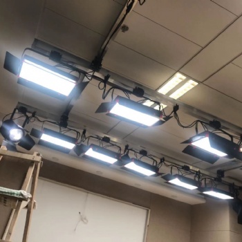 演播室LED燈光搭建補光