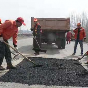 山東煙臺瀝青冷補料嶄新道路