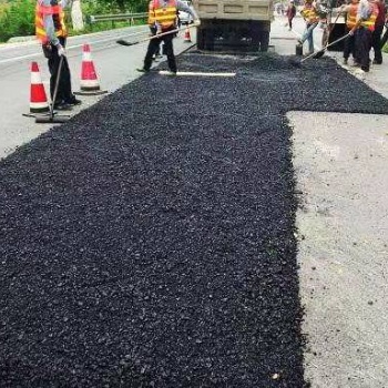 袋裝瀝青冷補料廠家路面修補道路養護與維修